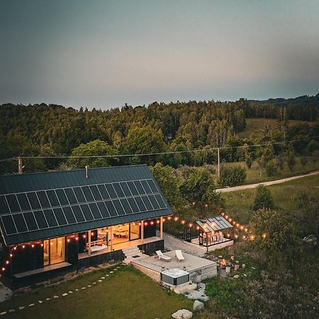 Hilltop Munteni Exterior photo